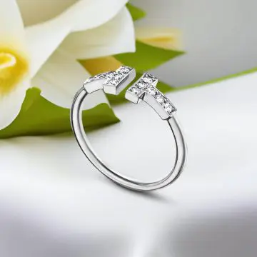 Replica T wire ring with round brilliant diamonds white gold plated main