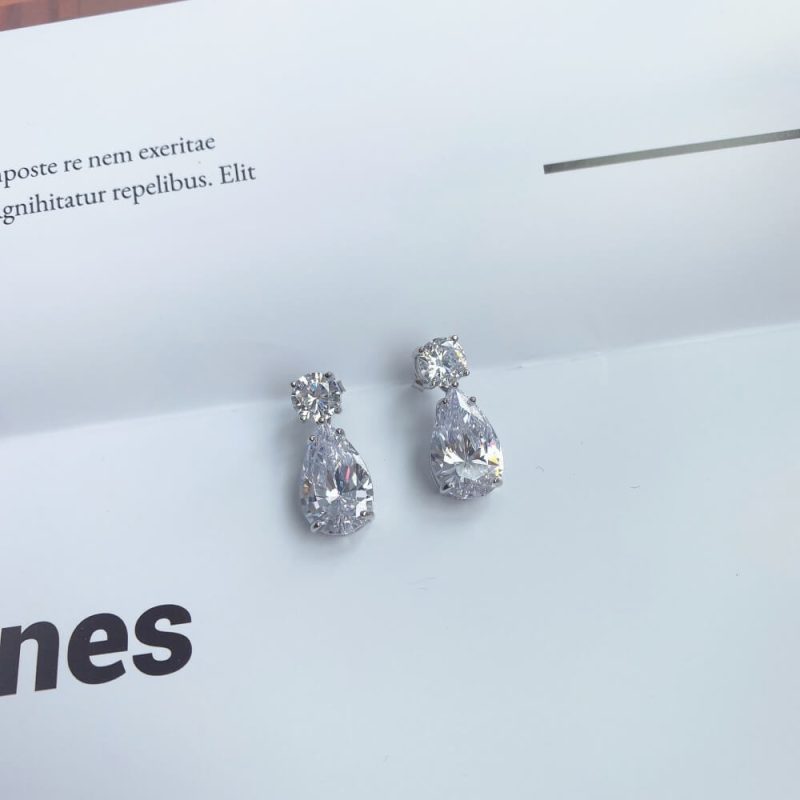 Elegant 5A Pear-Shaped Earring Adorned With Round Zirconia other 4-DY110144-S-W-WH