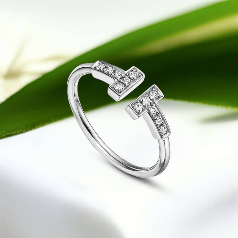 Replica T wire ring with round brilliant diamonds white gold plated main