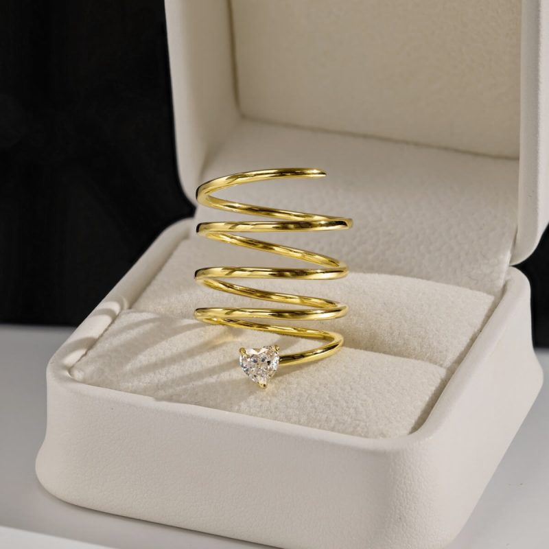 Modern Serpentine Gold Heart Diamond Ring 05