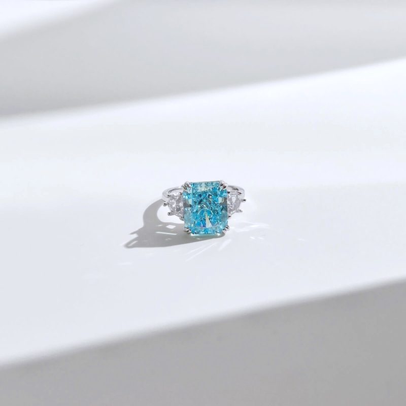 Blue-Topaz-and-Trillion-Cut-Diamond-White-Gold-Ring-DY120668-S-W-BA-(2a)