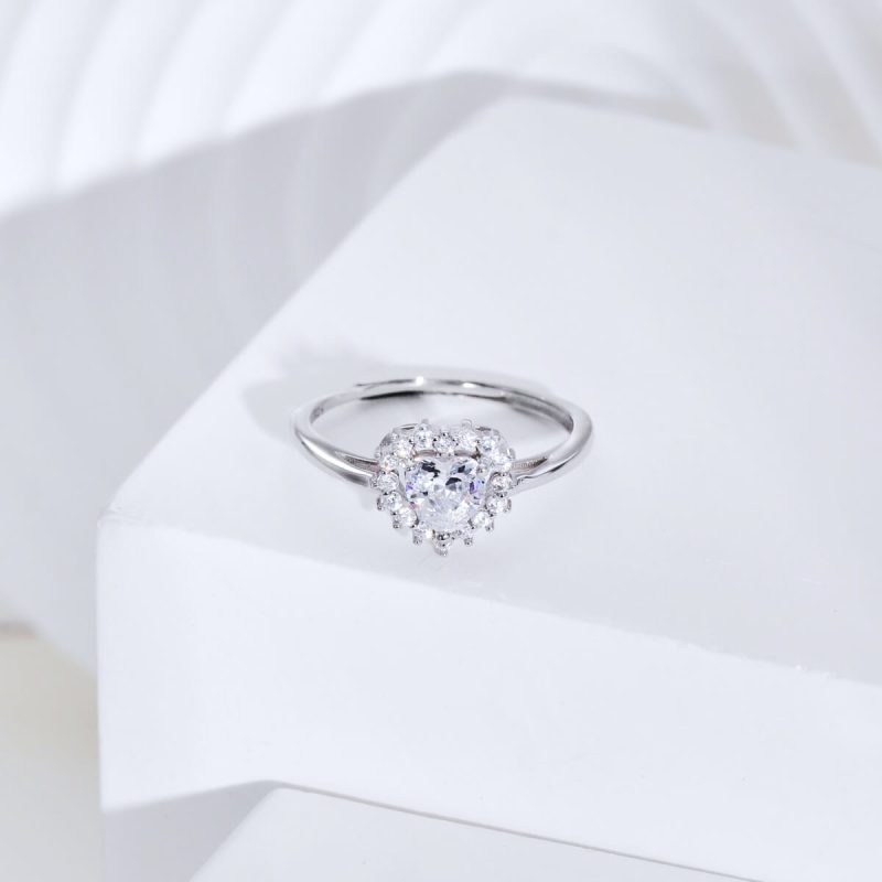 Heart-Shaped-Diamond-White-silver-Ring-DY120494-S-W-WH-(3a)