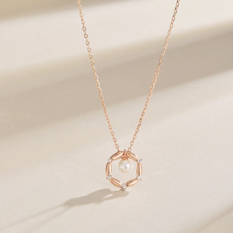 Pearl-Diamond-Rose-Gold-Circle-Pendant-Necklace-DY190485-S-R-WH-(4a)