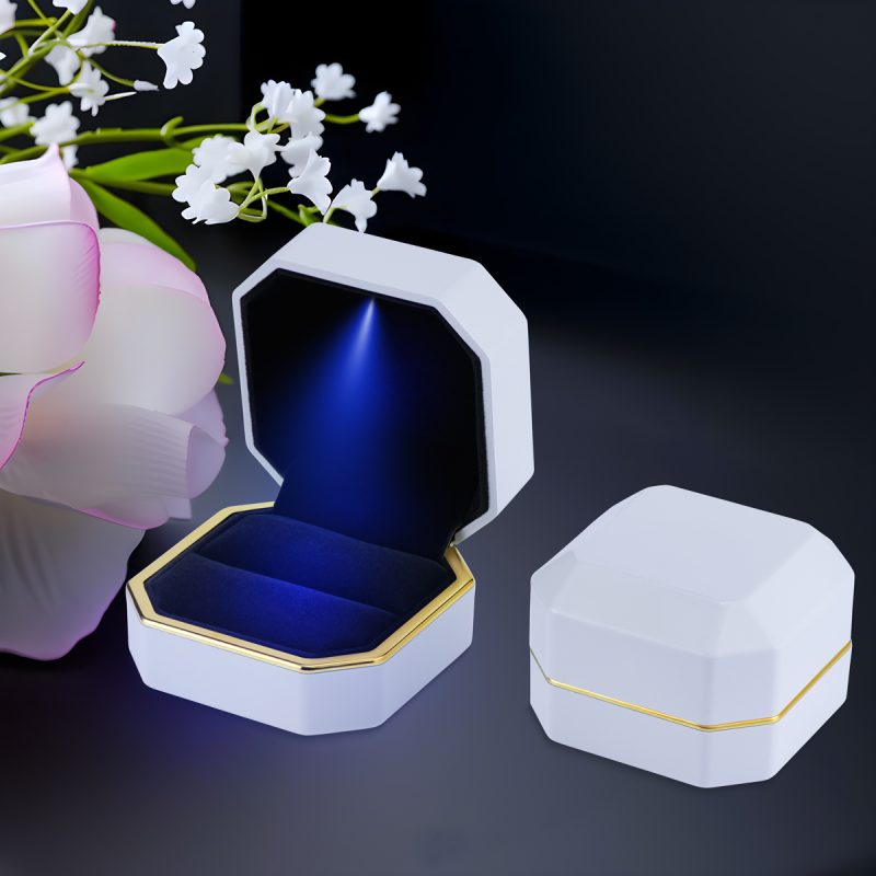 White Square Led Velvet Wedding Ring Case main Ringbox24881-W-G-L-BL